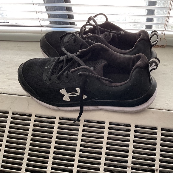 Under Armour running shoes womens 9 - Picture 1 of 2